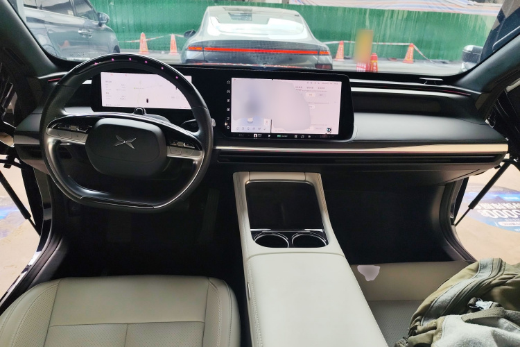 小鹏P7 2024款 P7i 702 Max 鹏翼版中控内饰7002