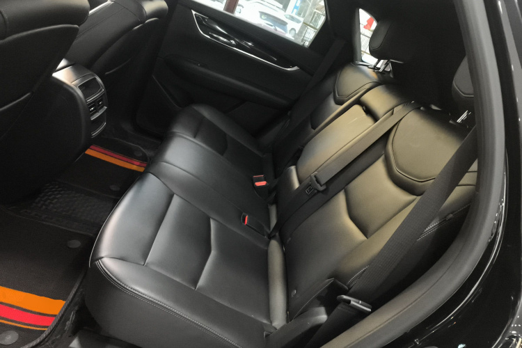 凯迪拉克XT5 2021款 2.0T 四驱豪华型中控内饰21