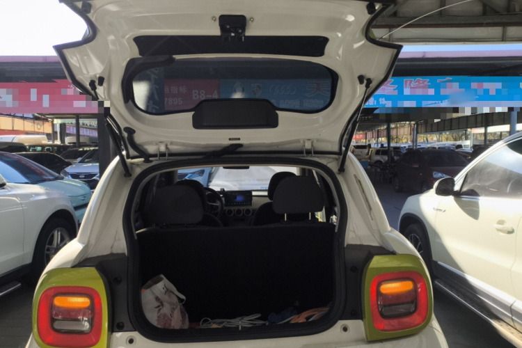 欧拉黑猫 2021款 351km 标准型机舱底盘23