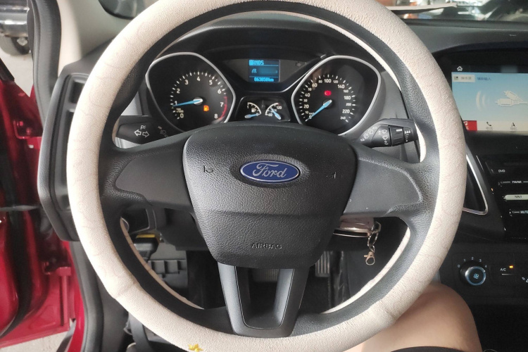 福特 福克斯 2018款 两厢经典 1.6L 自动舒适型智行版局部细节13