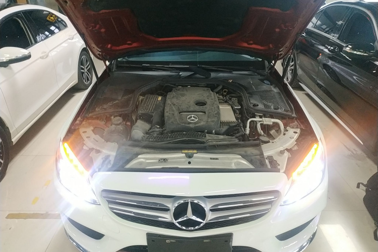 奔驰C级 2017款 改款 C 200 L 运动版机舱底盘24