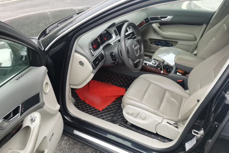 奥迪A6L 2011款 2.8 FSI 豪华型中控内饰7003