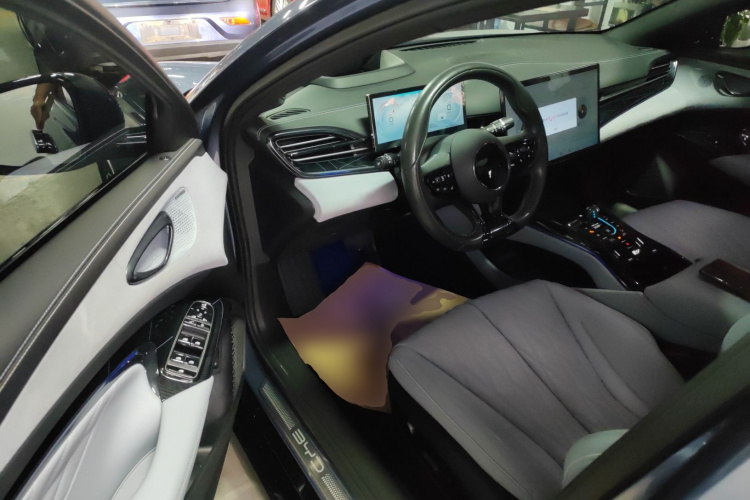 比亚迪 海豹 2022款 700km 长续航后驱版中控内饰20