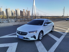 别克 君威 2022款 552T 智享型