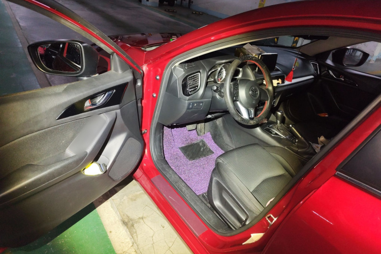 马自达3 昂克赛拉 2016款 三厢 1.5L 自动豪华型中控内饰20