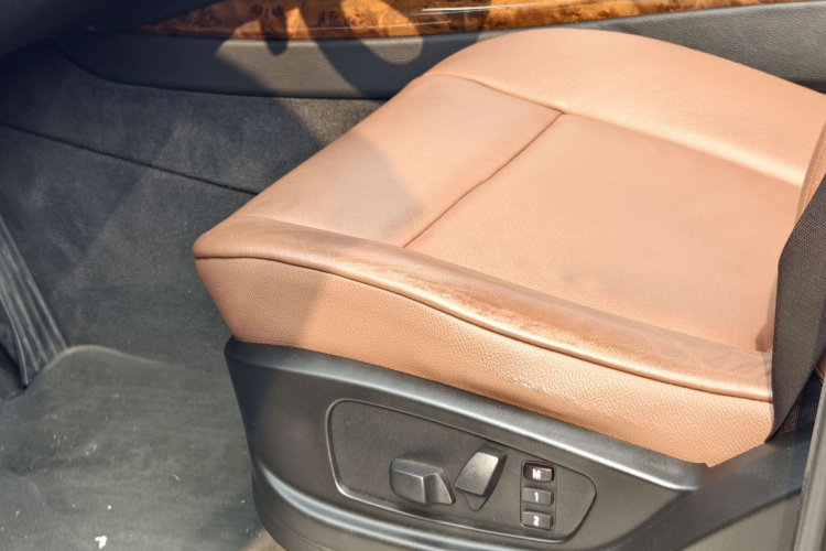 宝马X5(进口) 2013款 xDrive35i 领先型局部细节19