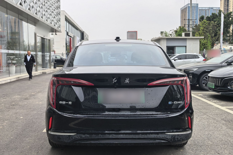红旗E-QM5 2023款 改款 基础出行版车身外观6005