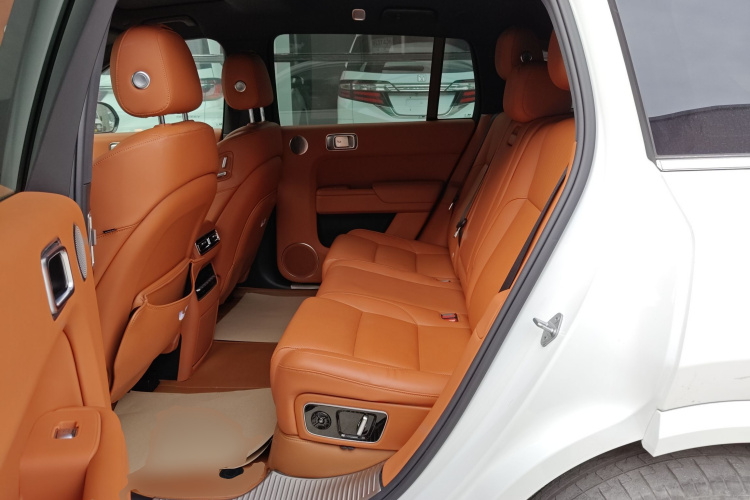 理想汽车 理想L7 2023款 Pro中控内饰21