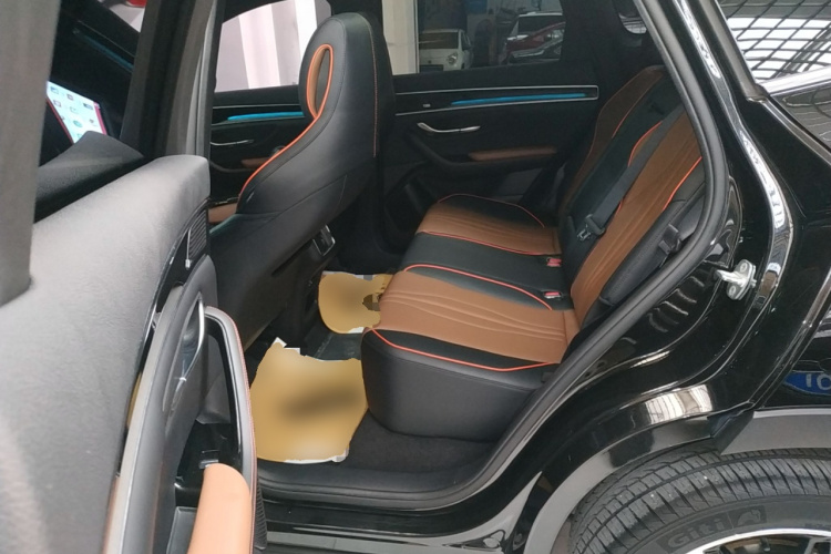 比亚迪 宋PLUS 2020款 1.5T 自动旗舰型中控内饰21