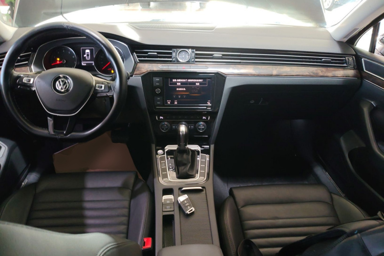 大众 迈腾 2019款 330TSI DSG 豪华型 国VI中控内饰12