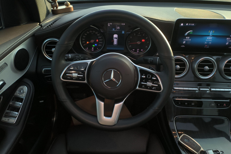 奔驰GLC 2020款 GLC 260 L 4MATIC 动感型局部细节13