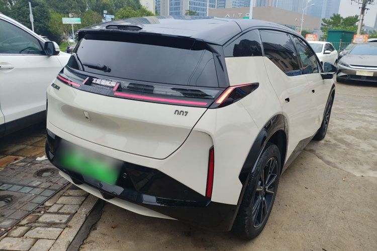 极氪X 2025款 五座长续航版车身外观6005