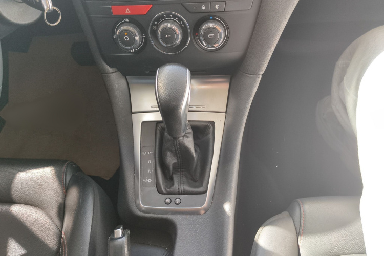 DS 4S 2016款 1.6T 自动睿动版THP160局部细节18