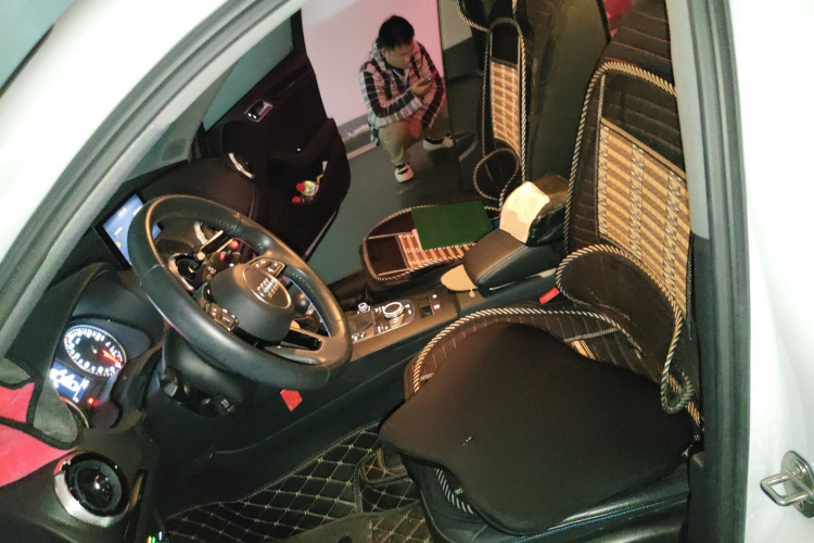 奥迪A3 2020款 Limousine 35 TFSI 时尚型 国VI中控内饰19