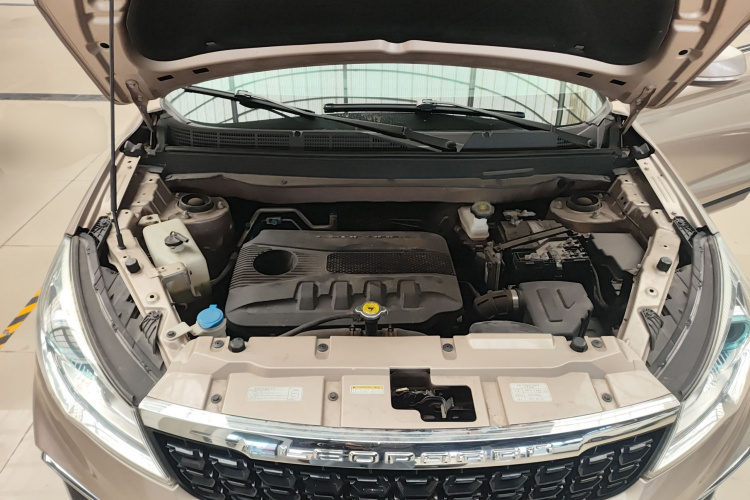 猎豹汽车 猎豹CS9 2017款 1.5L CVT精英型机舱底盘24