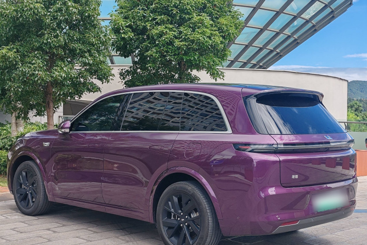 理想汽车 理想L8 2023款 Max车身外观6006