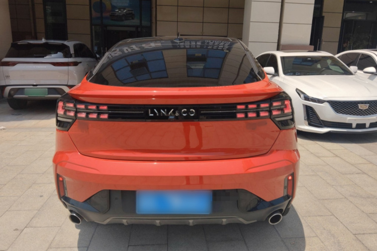 领克05 2020款 2.0TD 四驱劲Halo车身外观6