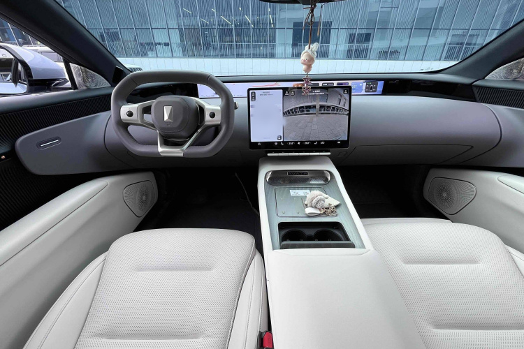 阿维塔12 2023款 650 三激光四驱性能版中控内饰7011