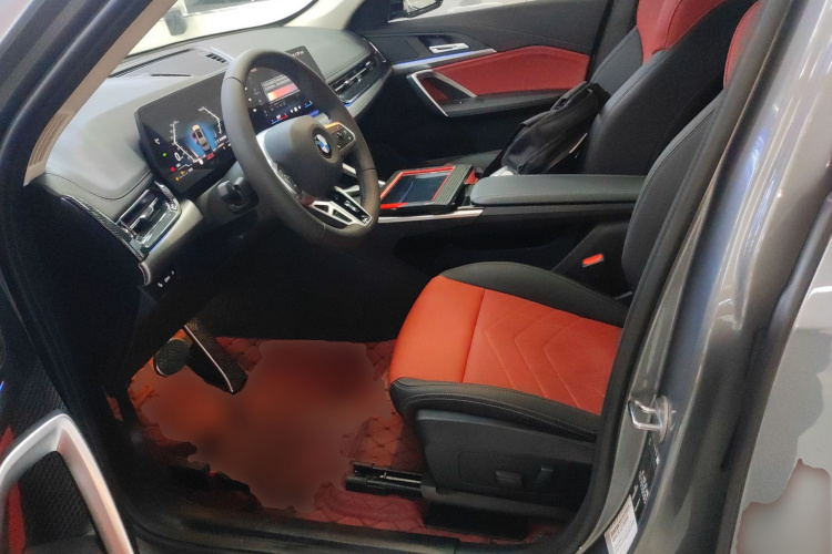宝马X1 2023款 sDrive25Li M运动套装中控内饰19