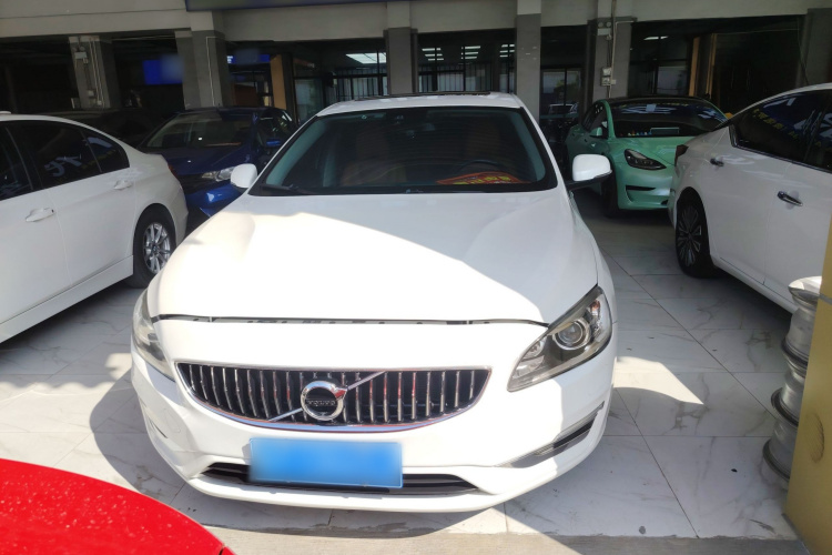 沃尔沃S60 2018款 S60L T3 智进进取版车身外观6001