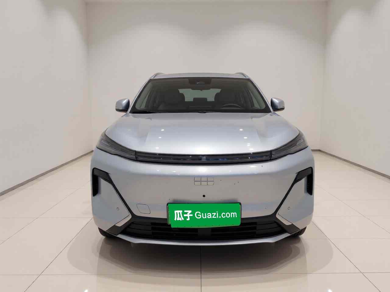 吉利银河 银河星舰7 EM-i 2025款 120km 探索+版(1)