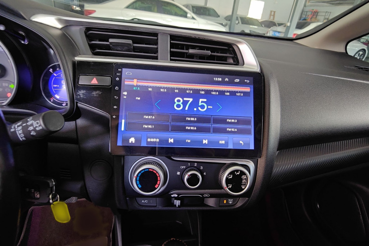 本田 飞度 2018款 1.5L CVT潮跑+版局部细节16