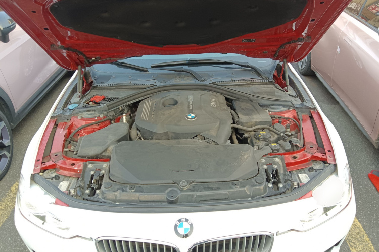 宝马3系 2018款 320Li 时尚型机舱底盘24