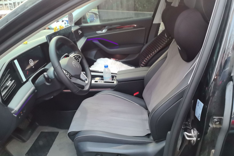 大众 迈腾 2024款 380TSI DSG尊贵版大迈包中控内饰19