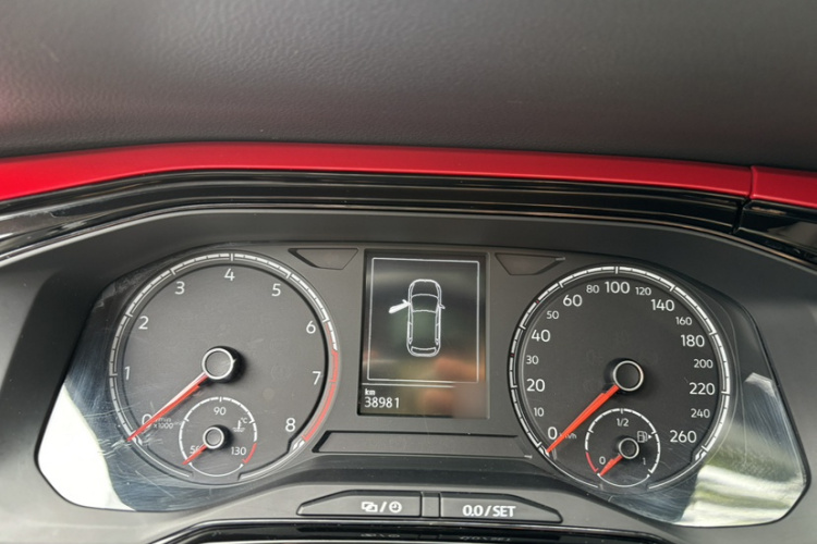 大众 Polo 2019款 Plus 1.5L 自动全景乐享版中控内饰7013