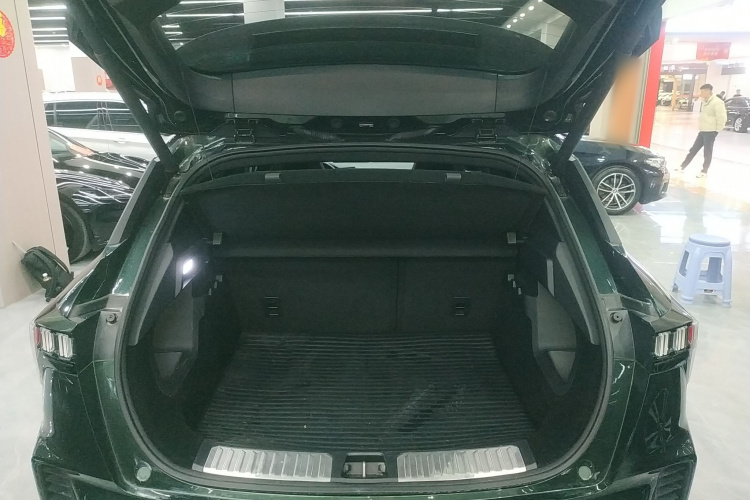 领克06 2023款 Remix 1.5T Hero机舱底盘23