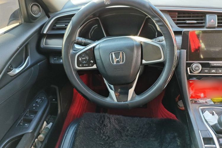 本田 思域 2019款 220TURBO 手动劲控版 国VI局部细节13