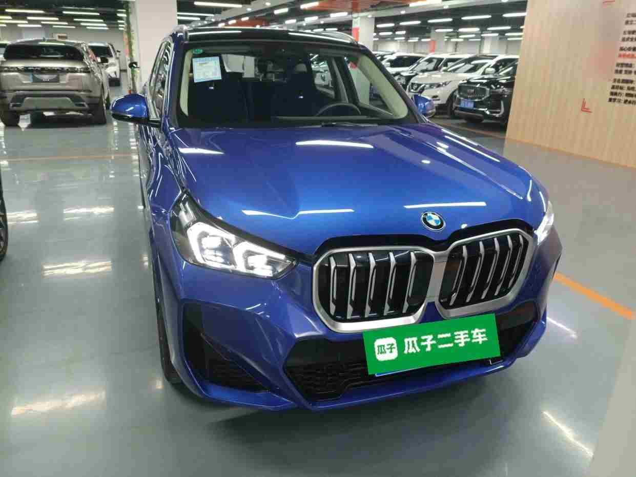 沈阳二手宝马X1 2023款，用合资新车的钱买台蓝天白云
