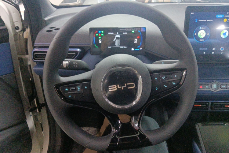 比亚迪 海鸥 2025款 305km 活力版中控内饰13