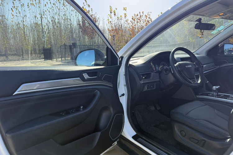 哈弗H6 2018款 红标 运动版 1.5T 自动两驱精英型中控内饰7006