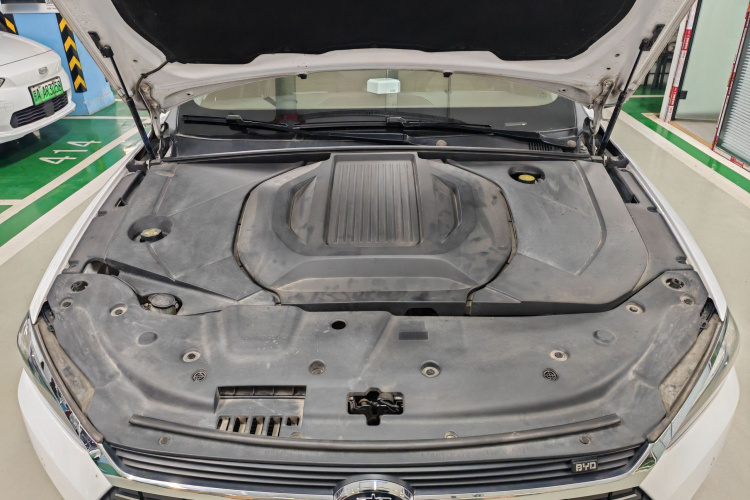 比亚迪 秦Pro新能源 2019款 EV 超能版 高功率高续航智联领创型局部细节24