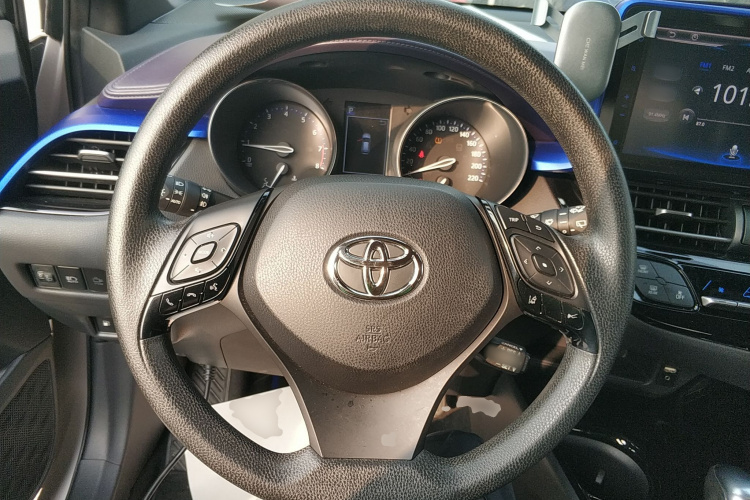 丰田C-HR 2020款 2.0L 领先版局部细节13