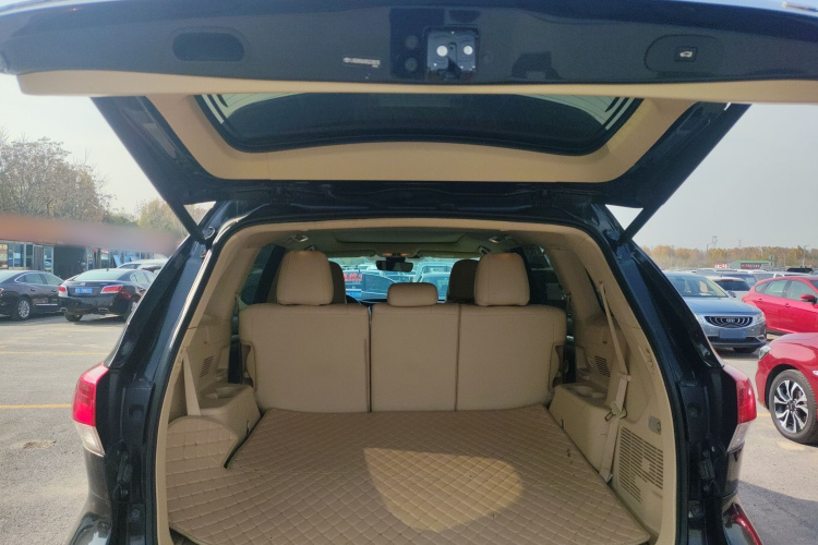 丰田 汉兰达 2018款 2.0T 四驱豪华版 7座 国VI局部细节23