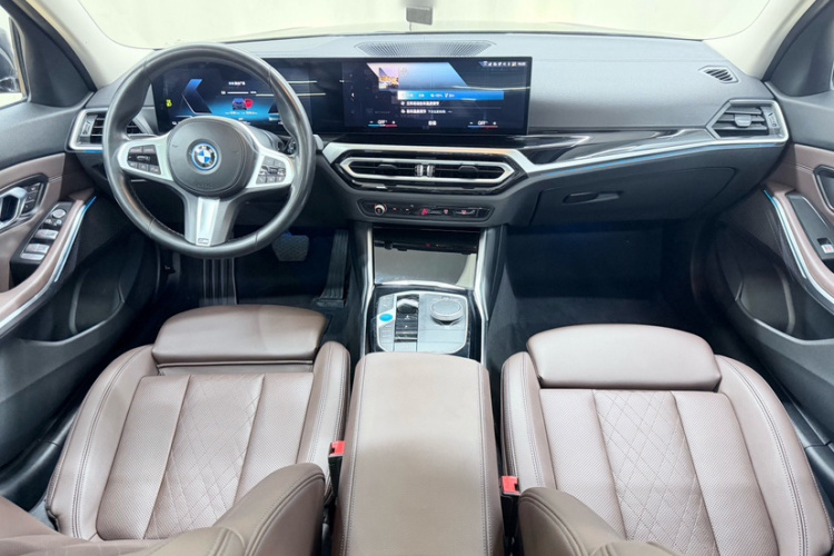 宝马i3 2022款 eDrive 35 L中控内饰7003