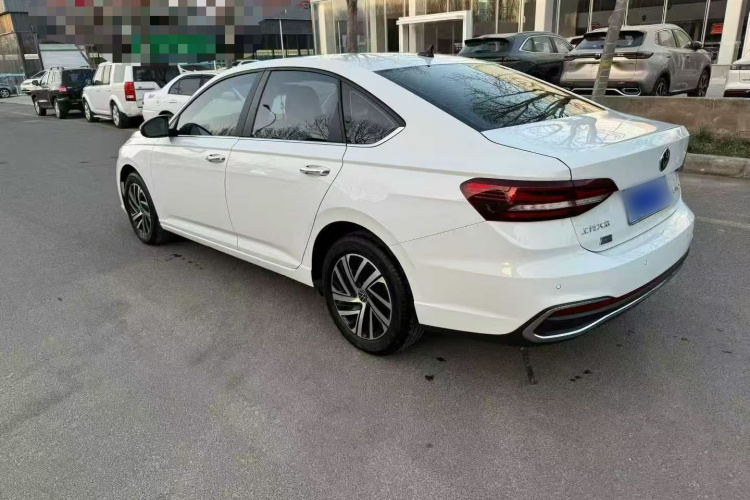 大众 朗逸 2023款 1.5L 自动五百万版车身外观6009