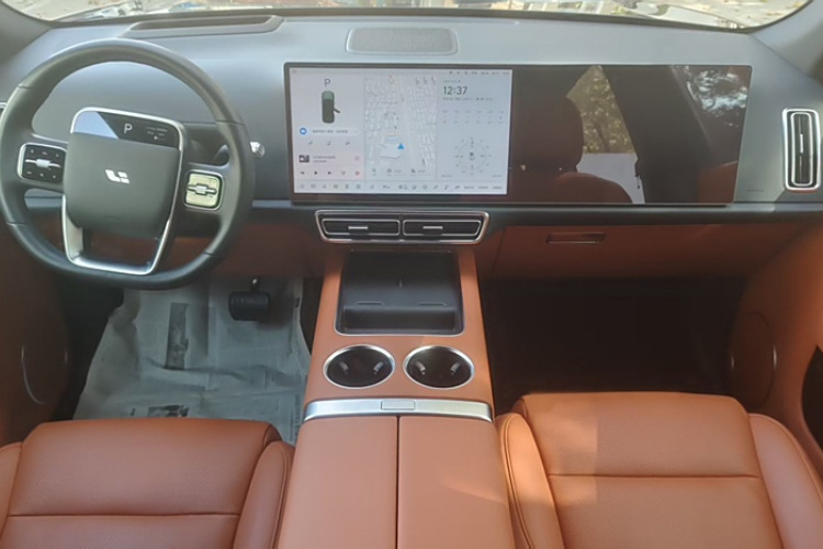 理想汽车 理想L7 2023款 Pro中控内饰7005