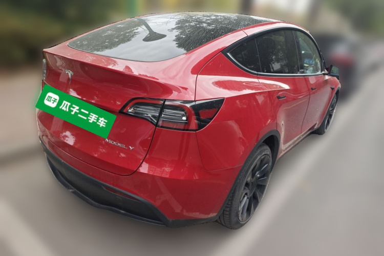 特斯拉 Model Y 2021款 长续航全轮驱动版车身外观6005