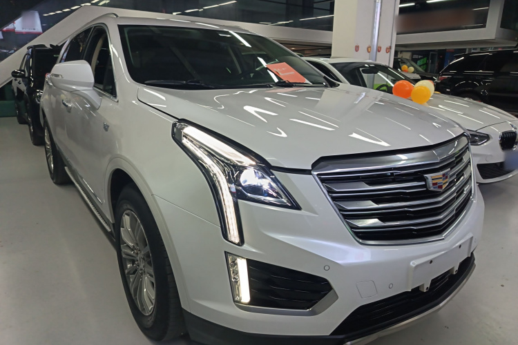 凯迪拉克XT5 2018款 28T 四驱豪华型车身外观3