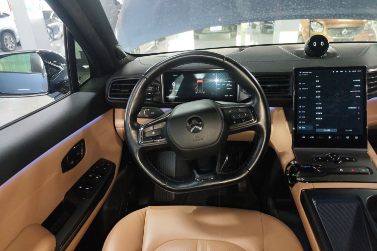 蔚来ES6 2020款 600KM 运动版中控内饰13