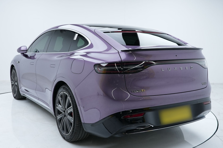 鸿蒙智行 智界R7 2025款 增程 331km Ultra车身外观6005