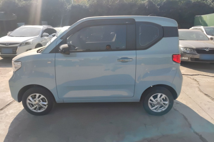 五菱汽车 宏光MINIEV 2020款 自在款 磷酸铁锂车身外观6003