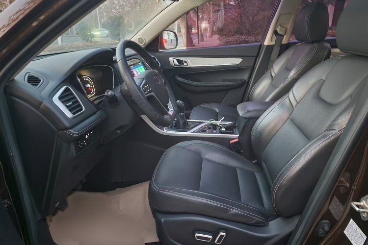 吉利汽车 远景X6 2018款 1.8L 手动4G互联尊贵型中控内饰7005