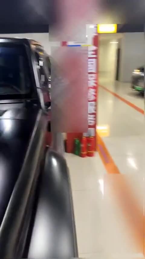 北京越野 北京BJ40 2024款 2.0D 刀锋英雄荣耀版讲解2