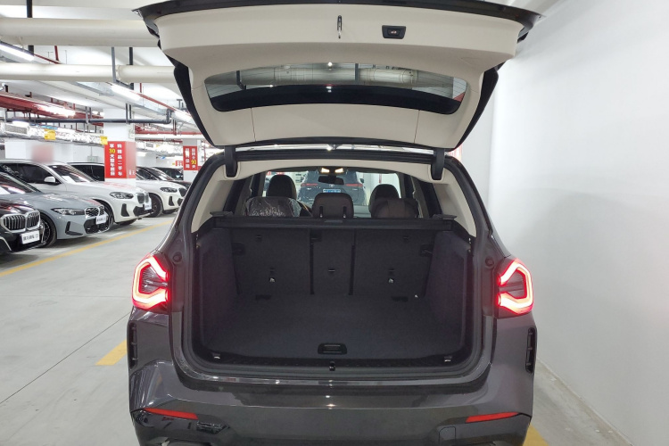 宝马X3 2022款 改款 xDrive25i M运动套装局部细节23