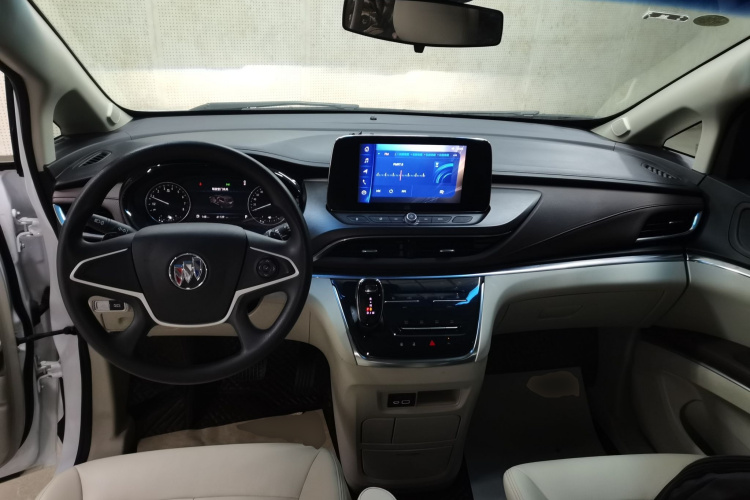 别克GL8 2023款 陆上公务舱 舒适型中控内饰7002