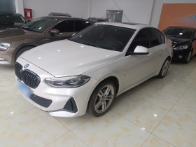 宝马1系 2020款 120i M运动套装